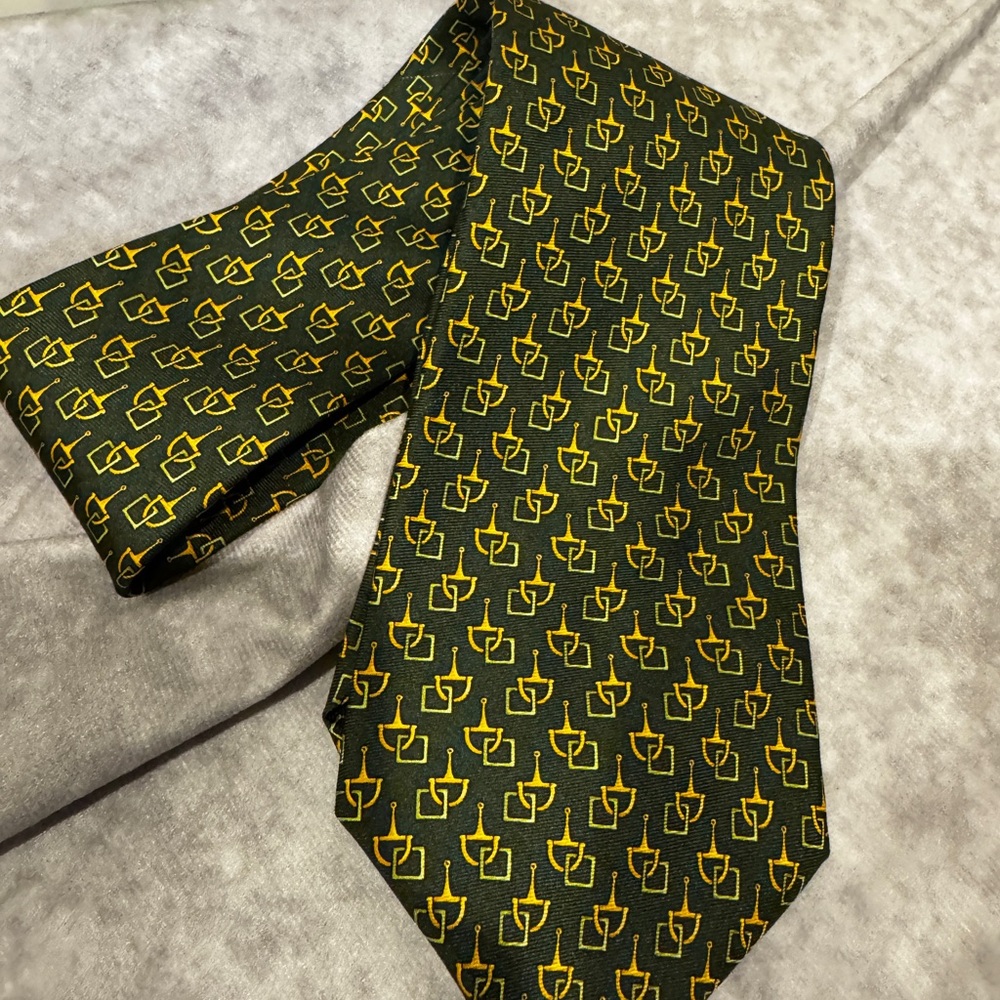 Brooks Brothers 100%‎ Silk Necktie Green Horsebit Equestrian made in the USA